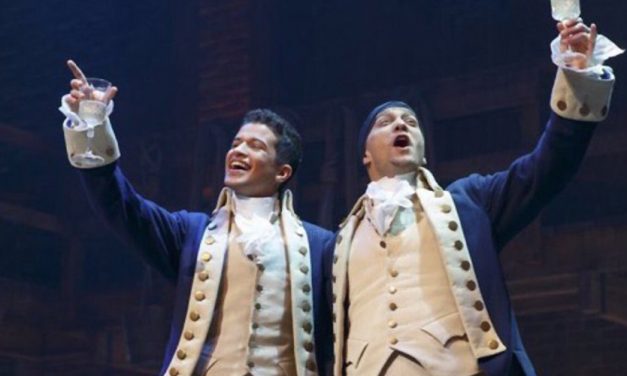 Escucha a Jordan Fisher cantar como Burr de Hamilton